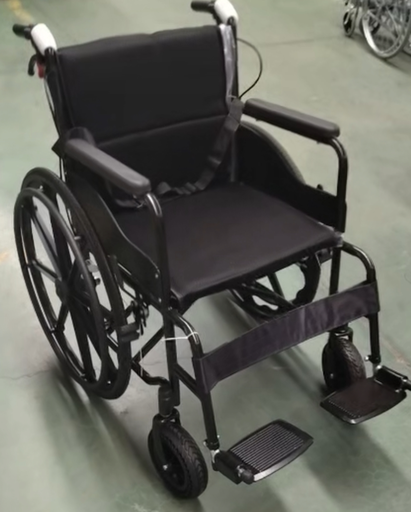[1011494] SILLA DE RUEDAS ESTANDAR PREMIUM-ACERO C/NEGRO-INCL. ASIENT ACOLCH-LL.GRUESAS TODO TERR.-DOBLE CRUC-REPOS.ALUM. TRIPLE FRENO