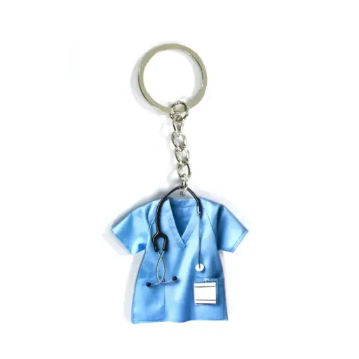 [5000025] LLAVERO BATA MEDICA 2D C/CELESTE ALTURA 8CM - LARGO 6CM